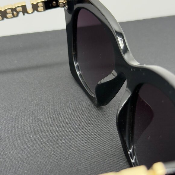 Burberry Sunglasses B 4372U 3001/8G Polished Black Grey Gradient Lens Gold Logo - Picture 10 of 11